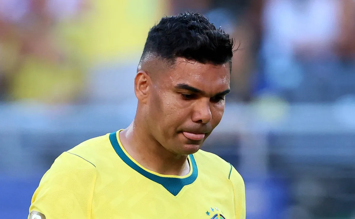 Casemiro sobrevive às críticas e deve ser mantido no time titular do Brasil