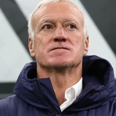 Deschamps escala quarteto ofensivo de peso para estreia na Copa