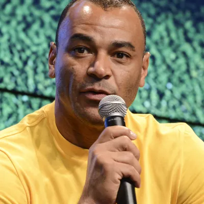 Cafu sai em defesa de Endrick após polêmicas