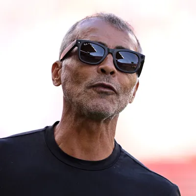 Romário aponta falta de liderança e atitude na Seleção Brasileira