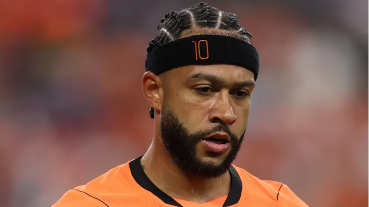 Memphis Depay atinge feito inédito ao disputar a Copa. Foto: Michael Steele/Getty Images