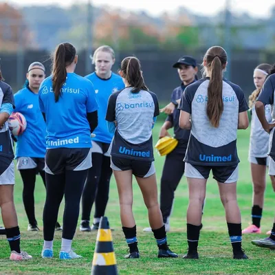 Mosqueteiras treinam para decisão do Gauchão Feminino Sub-15
