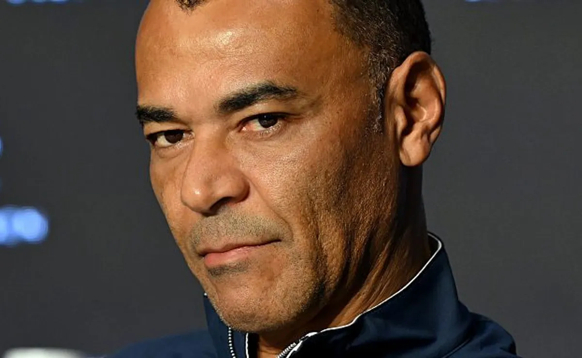 Cafu minimiza polêmica sobre as laterais da Seleção: “Problema é de conjunto”