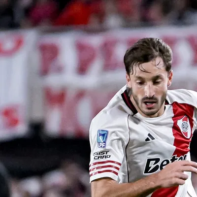 River Plate quer devolver Viña antes do prazo e Flamengo avalia cenário