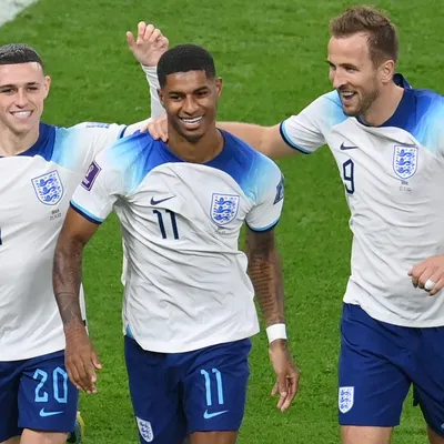 Inglaterra possui 56% de aproveitamento em estreias