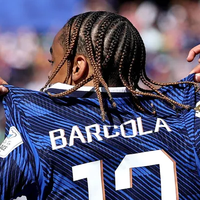 França bate Senegal e estreia com vitória