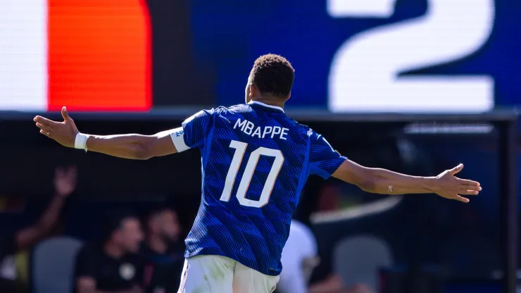 ESTADOS UNIDOS - NOVA YORK - 16/06/2026 - COPA DO MUNDO 2026, FRANCA X SENEGAL - Mbappe jogador do Franca comemora seu segundo gol durante partida contra o Senegal no estadio MetLife Stadium pelo campeonato Copa Do Mundo 2026. Foto: Rodolfo Buhrer/AGIF