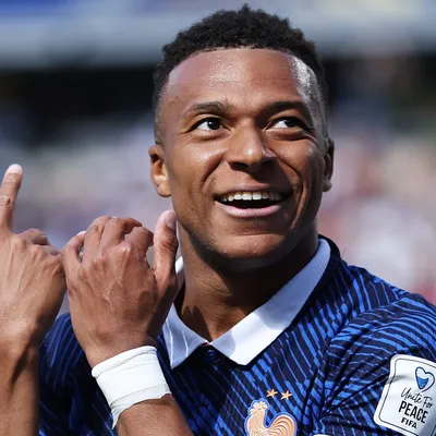 Com Mbappé titular, França atinge 94% de aproveitamento em Copas