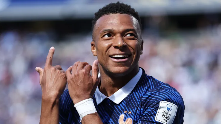 França nunca perdeu com Mbappé como titular em Copas