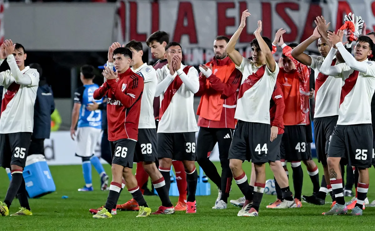 River Plate faz a limpa e dispensa até ex-São Paulo antes de amistoso com o Flamengo