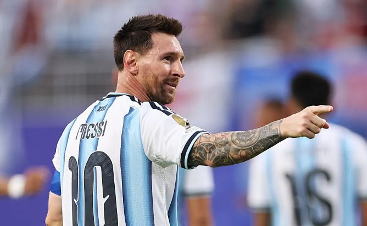 Messi atinge marca de Rivellino, ídolo da Seleção Brasileira, em Copas do Mundo