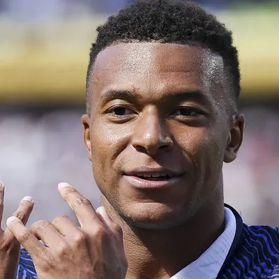 Rizek sai do clubismo e se rende ao talento da Seleção da França