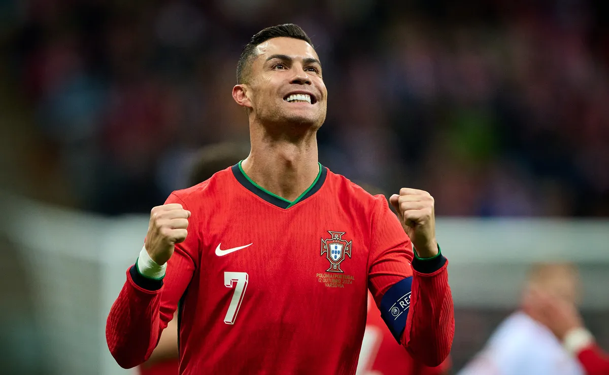 Cristiano Ronaldo segue prestigiado por Roberto Martínez mesmo após atuação discreta em Portugal x RD Congo