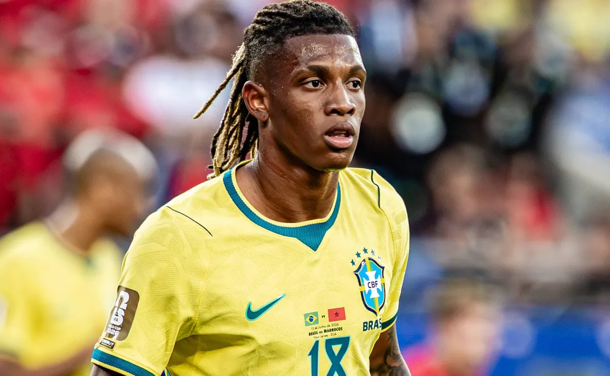 Paulo Nunes pede Danilo, do Botafogo, como titular do Brasil: “Pedindo passagem”