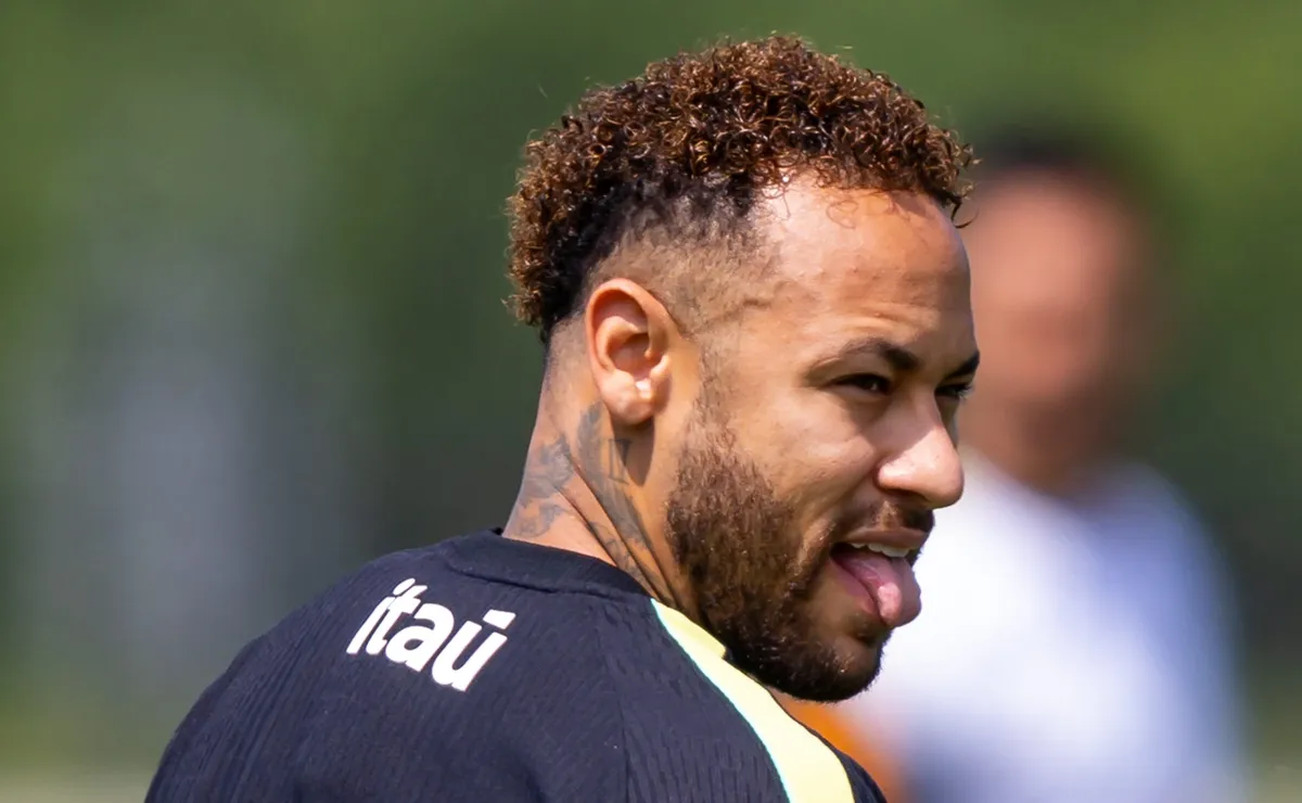 Danilo responde de forma direta sobre Neymar na Seleção Brasileira na Copa: “lidar com realidade”