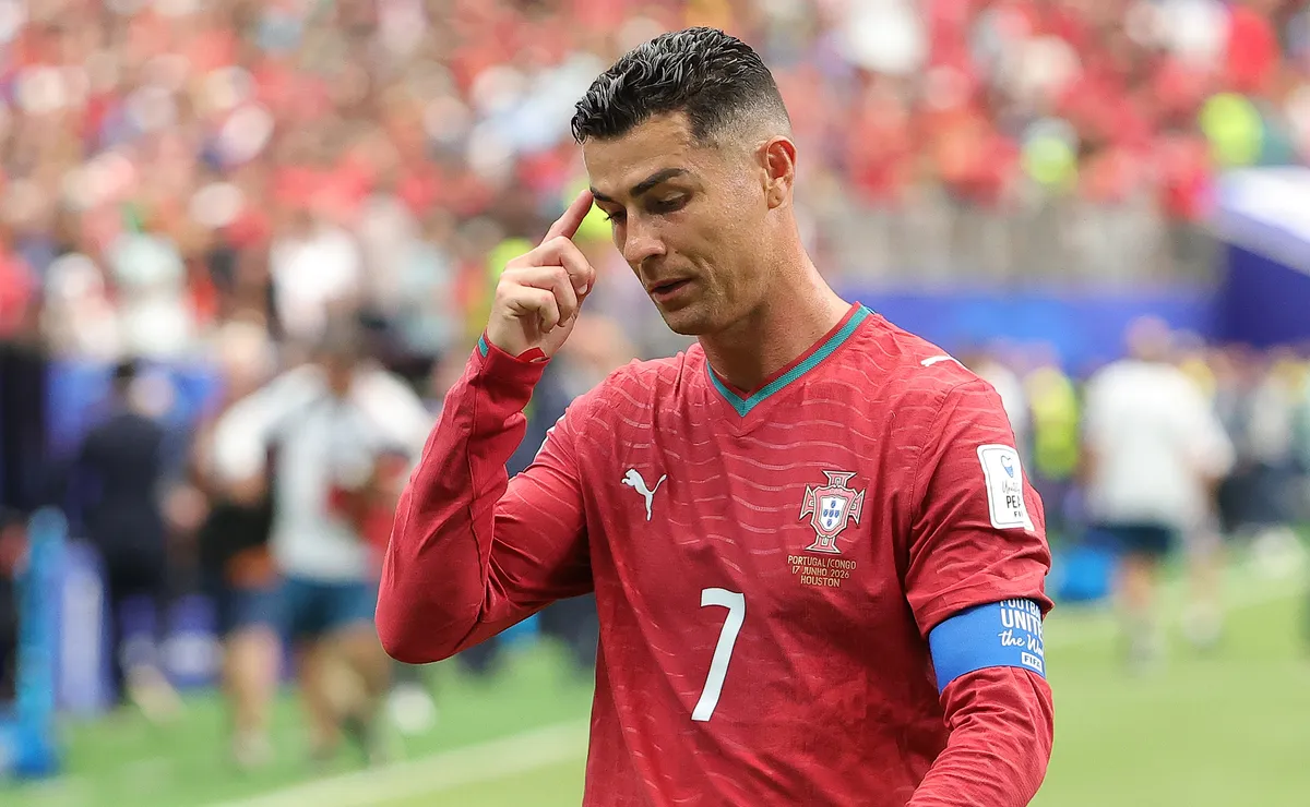 Cristiano Ronaldo iguala Messi e Ochoa em participações na Copa do Mundo com marca histórica