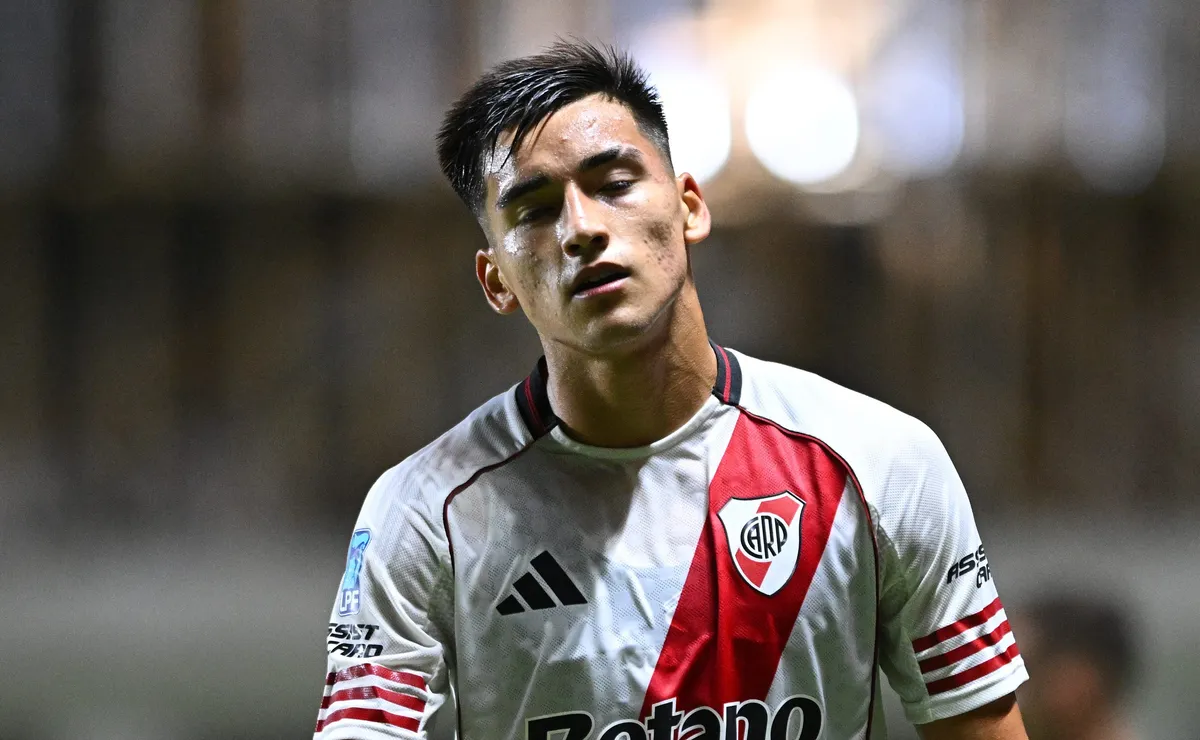 Ian Subiabre é oferecido, mas o Flamengo não deve avançar pela contratação do atacante River Plate