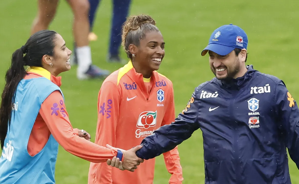 Arthur Elias elogia estrutura de Itu durante período de treinamentos da Seleção Brasileira