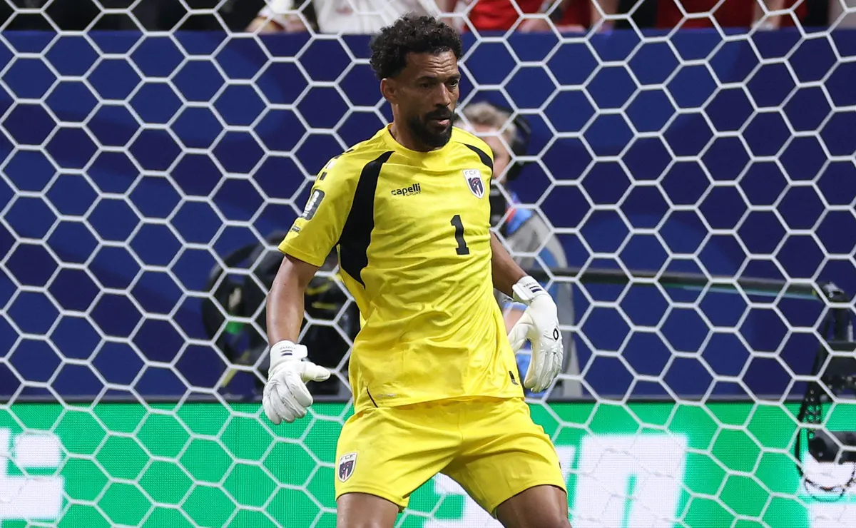 Vozinha entra para ranking das maiores atuações de goleiros na história das Copas do Mundo