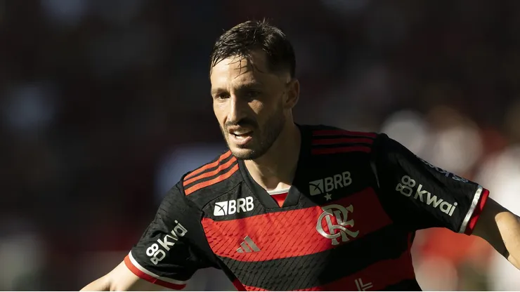 Matías Viña durante jogo do Campeonato Carioca.