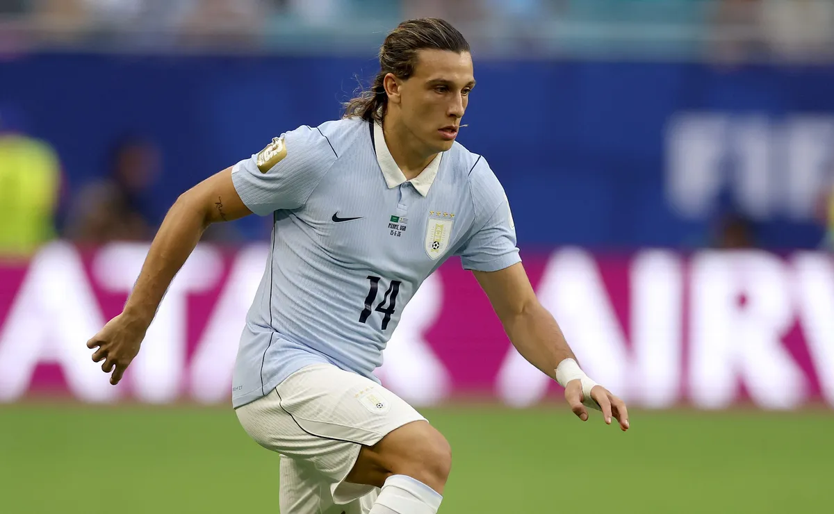 Canobbio é elogiado após ajudar Uruguai a reagir na estreia da Copa do Mundo