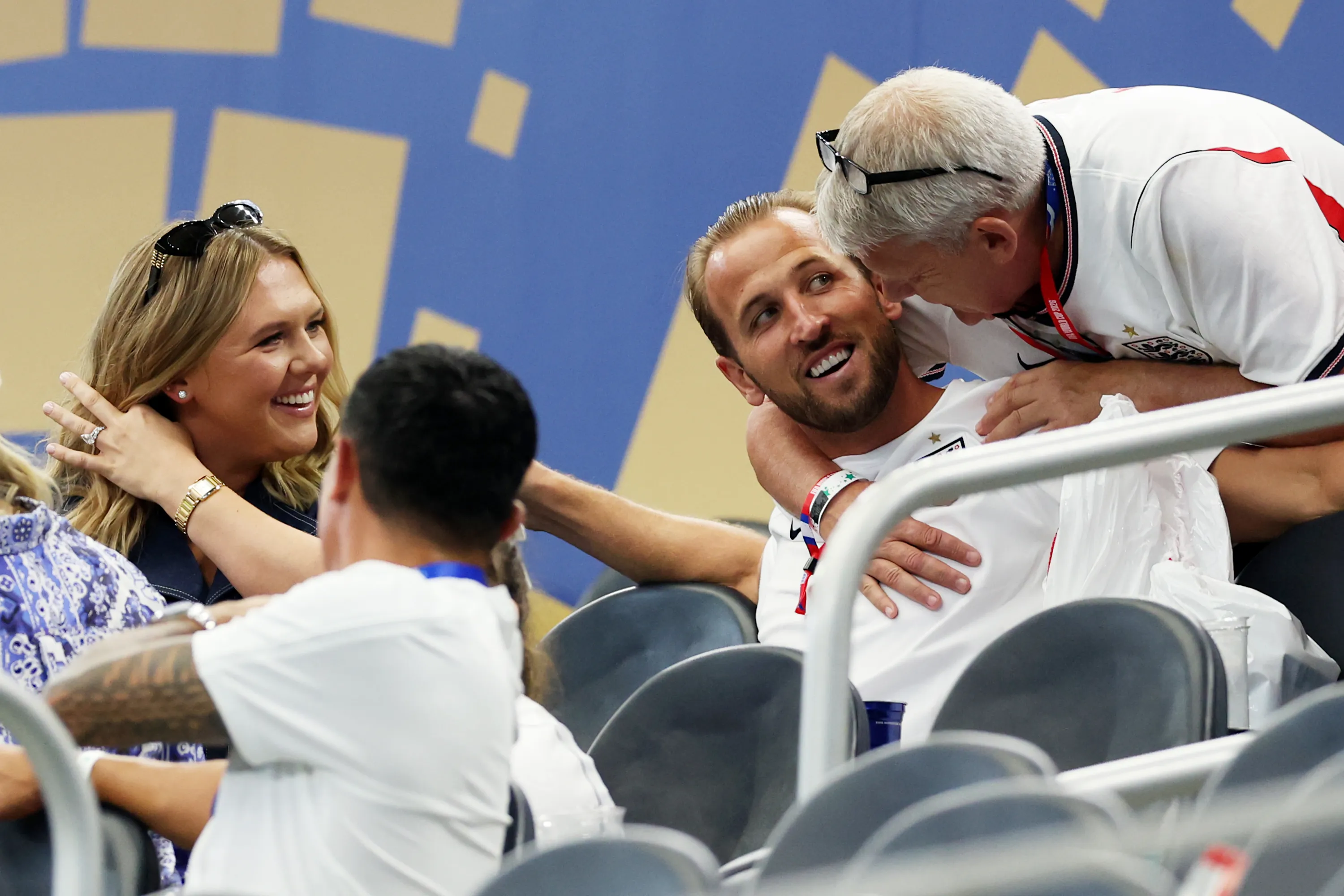 ARLINGTON, TEXAS – JUNE 17: Harry Kane #9 of England celebrates with his wife Katie Goodland and members of the England delegation after the 4-2 win during the FIFA World Cup 2026 Group L match between England and Croatia at Dallas Stadium on June 17, 2026 in Arlington, Texas. (Photo by Michael Steele/Getty Images)