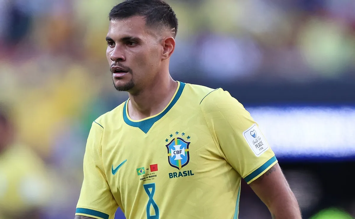 Bruno Guimarães assume protagonismo e reforça liderança na Seleção Brasileira