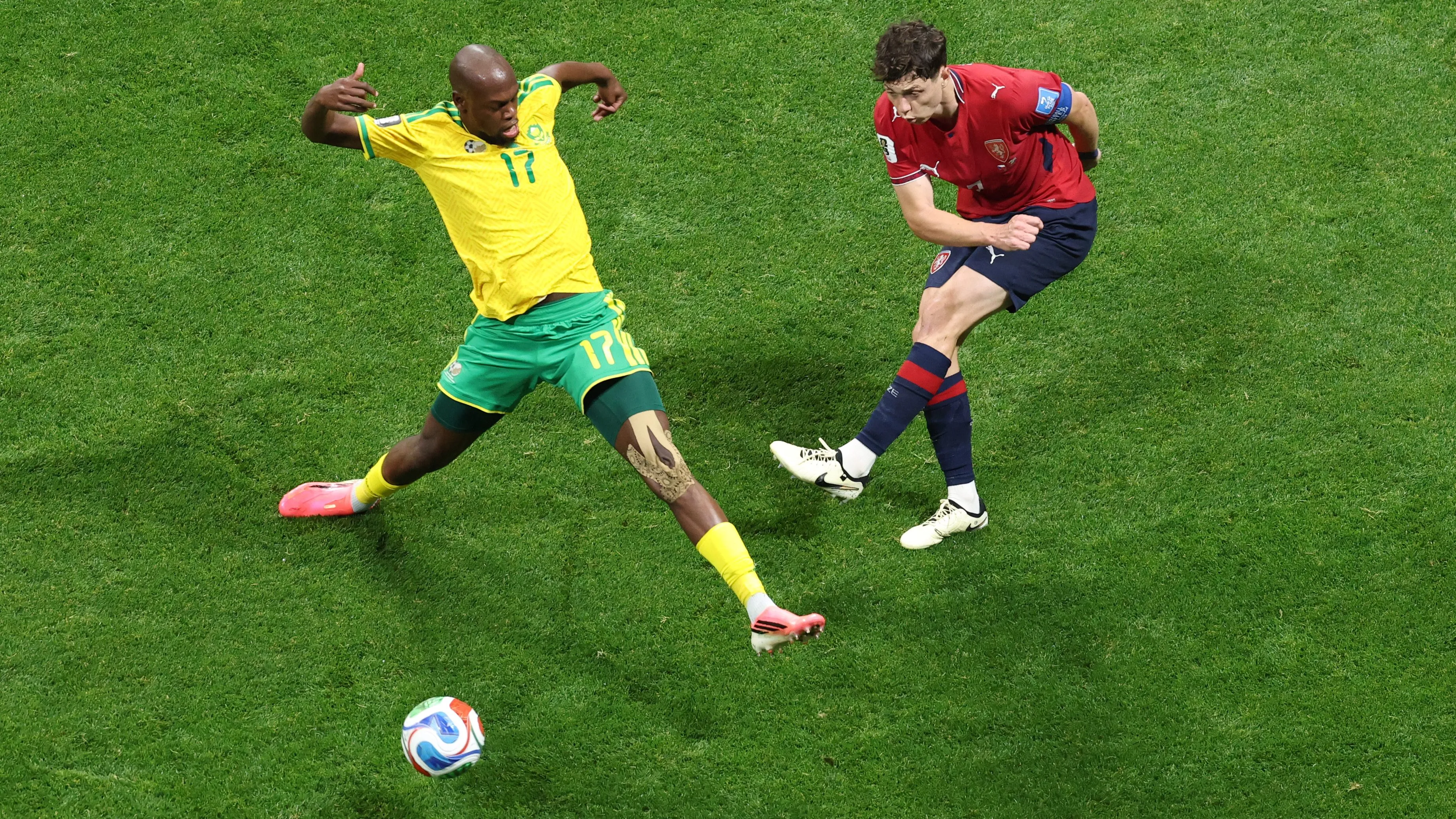 Krejci contra a África do Sul. (Photo by Molly Darlington/Getty Images)