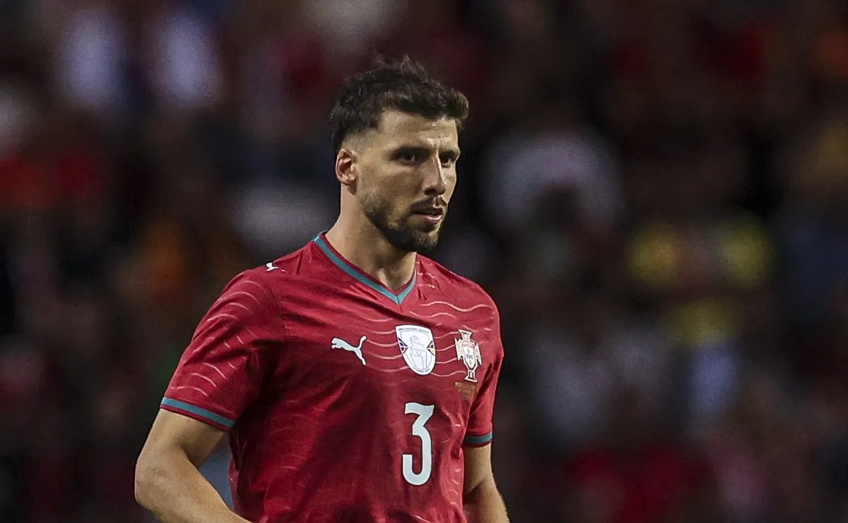 Rúben Dias retorna à Seleção Portuguesa após lesão em amistoso e estará disponível contra o Uzbequistão