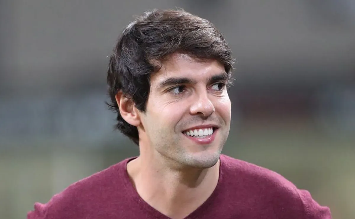 Kaká compara trajetória de Endrick à Copa de 2002 e manda recado ao atacante: “Momento vai chegar”