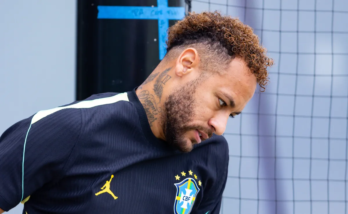 Vanderlei Luxemburgo critica a imprensa sobre abordagem à situação de Neymar: “Parece que tem uma raiva”