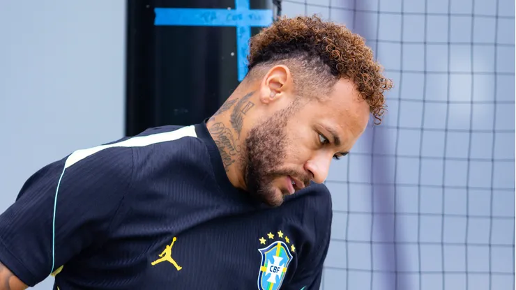 ESTADOS UNIDOS - NOVA JERSEY - 18/06/2026 - SELECAO BRASILEIRA, TREINO - Neymar Jr jogador do Selecao Brasileira durante chegada do time para treino no Centro de Treinamento CT Columbia Park. Foto: Rodolfo Buhrer/AGIF