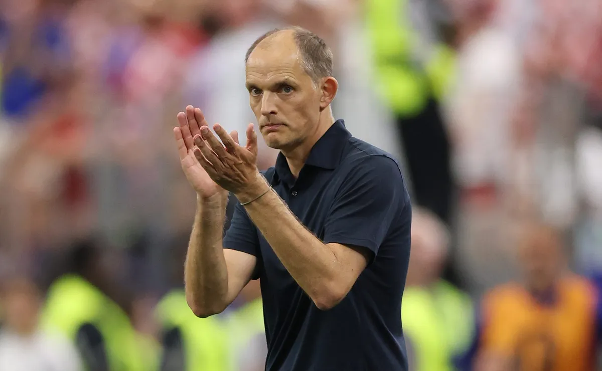 Thomas Tuchel consegue promover ação na FIFA, e instituição reposiciona fotógrafos após pedido