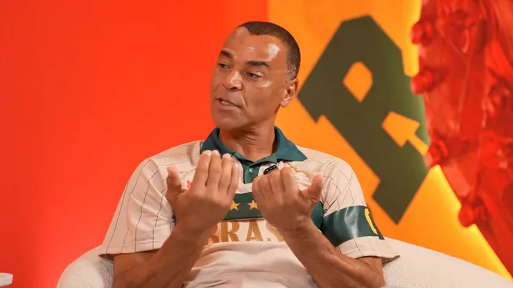 Cafu foi sincero na avaliação dos laterais