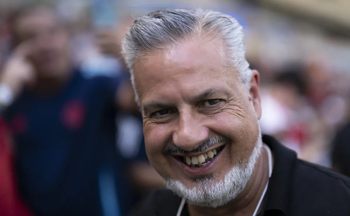 José Boto comunica Flamengo que Milan ainda não fez proposta oficial