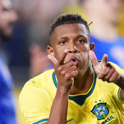 Palmeiras fecha contratação de Danilo por R$ 145 milhões