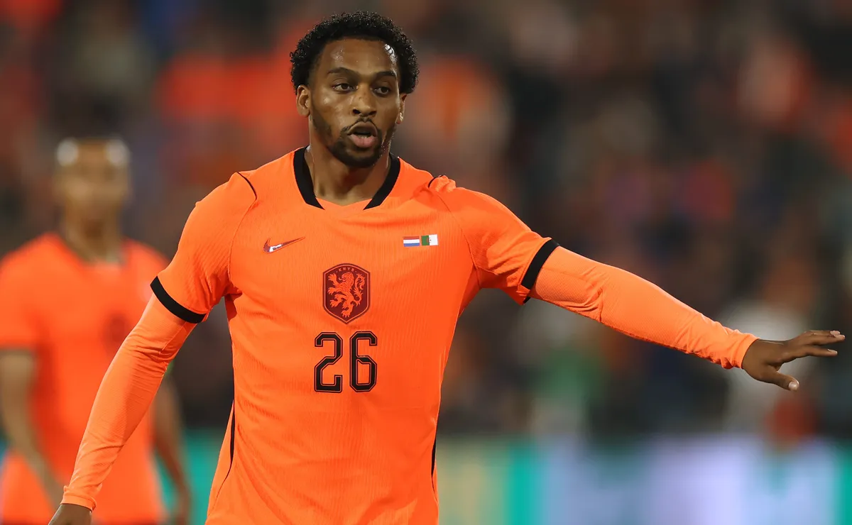 Quinten Timber sofre concussão em treino e desfalca a Holanda contra a Suécia na Copa do Mundo