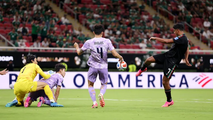 México vence a Coreia do Sul em jogo marcado por discussão quente entre Lira e Lee Kang. Foto: Luke Hales/Getty Images