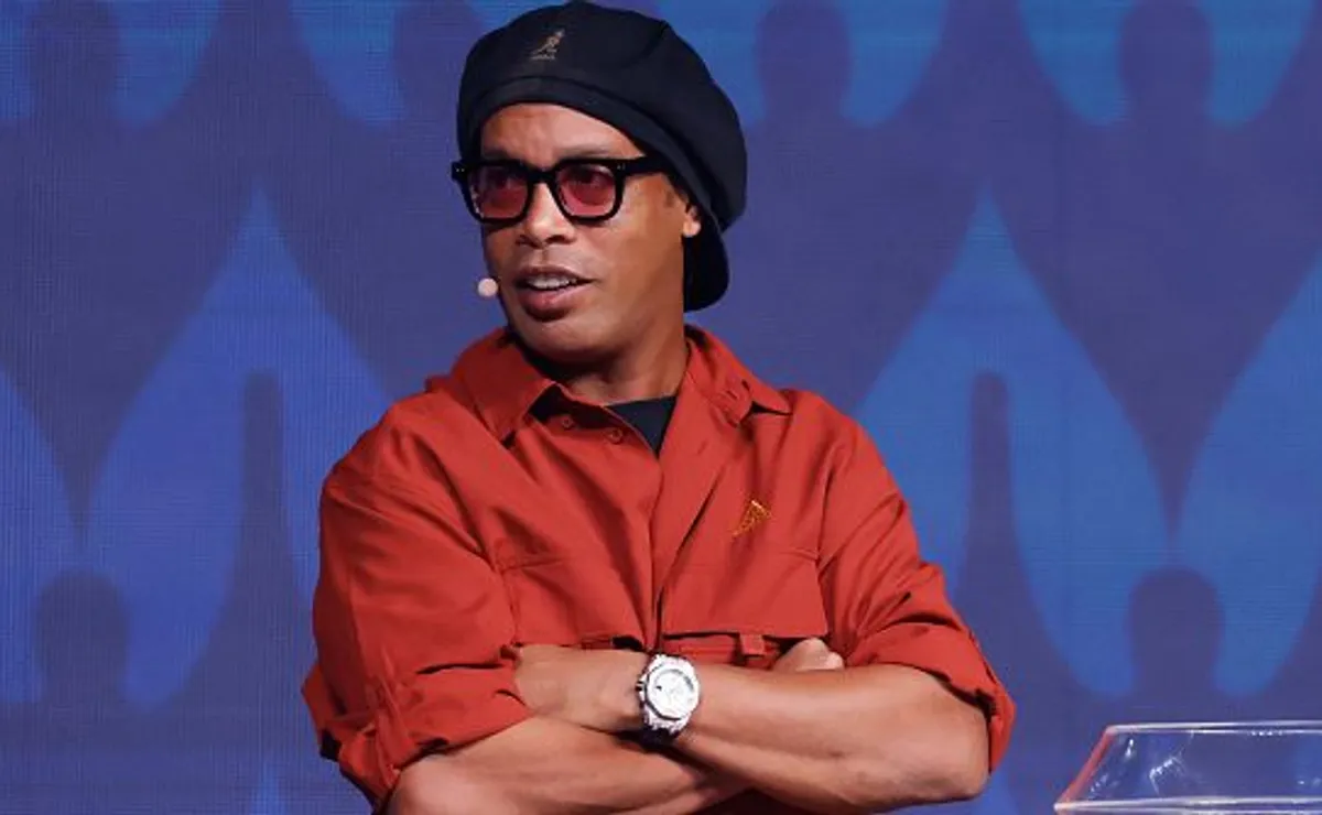 Ronaldinho Gaúcho define orgulho por Messi após argentino virar maior artilheiro das Copas do Mundo