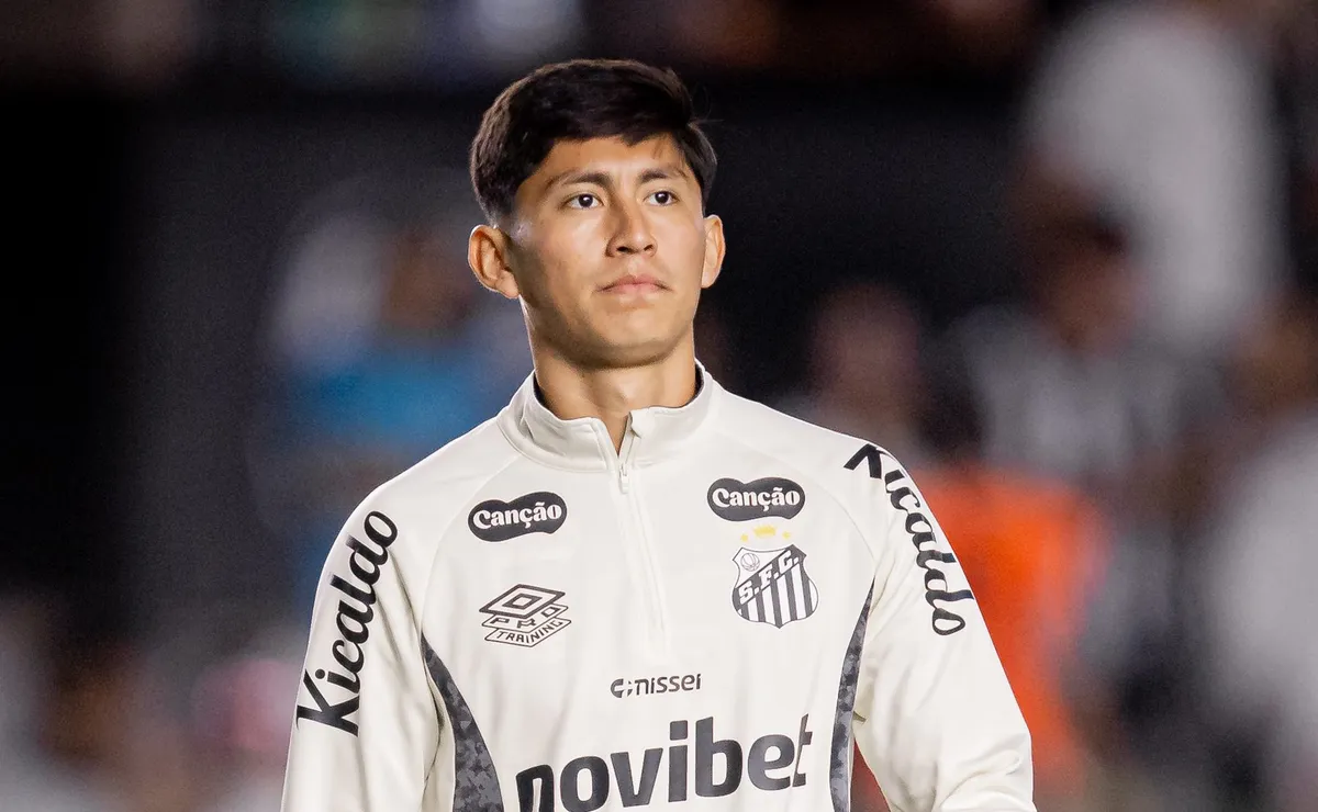 Miguelito, Gabigol e Rollheiser sobem de produção no Santos antes da Copa do Mundo 2026