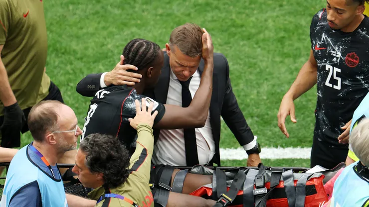 Ismael Kone jogador do Canadá que deixou a Copa após grave lesão