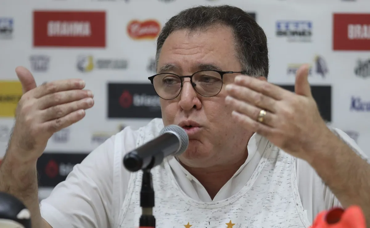 Santos amplia problemas e atrasa salários do elenco e comissão técnica