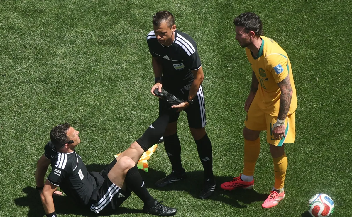 Árbitro de Estados Unidos e Austrália já foi suspenso pela Federação Alemã de Futebol