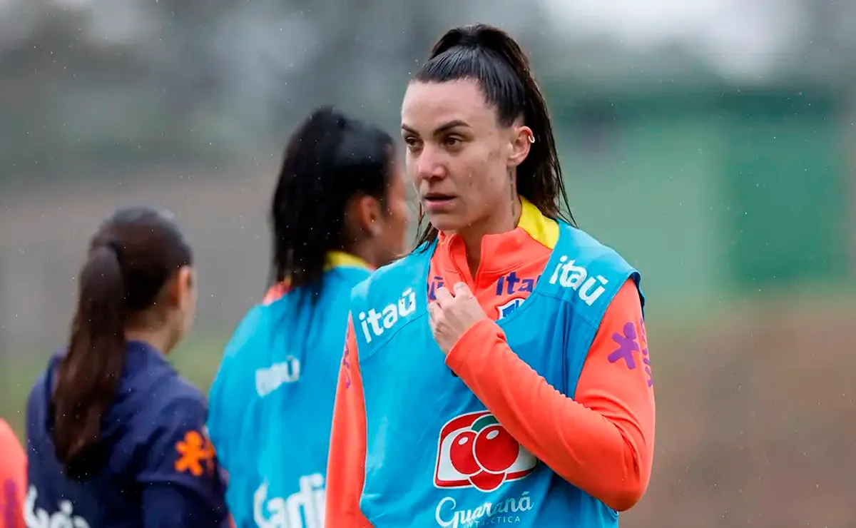 Cruzeiro chega a sete atletas afastadas por lesão de ligamento cruzado anterior