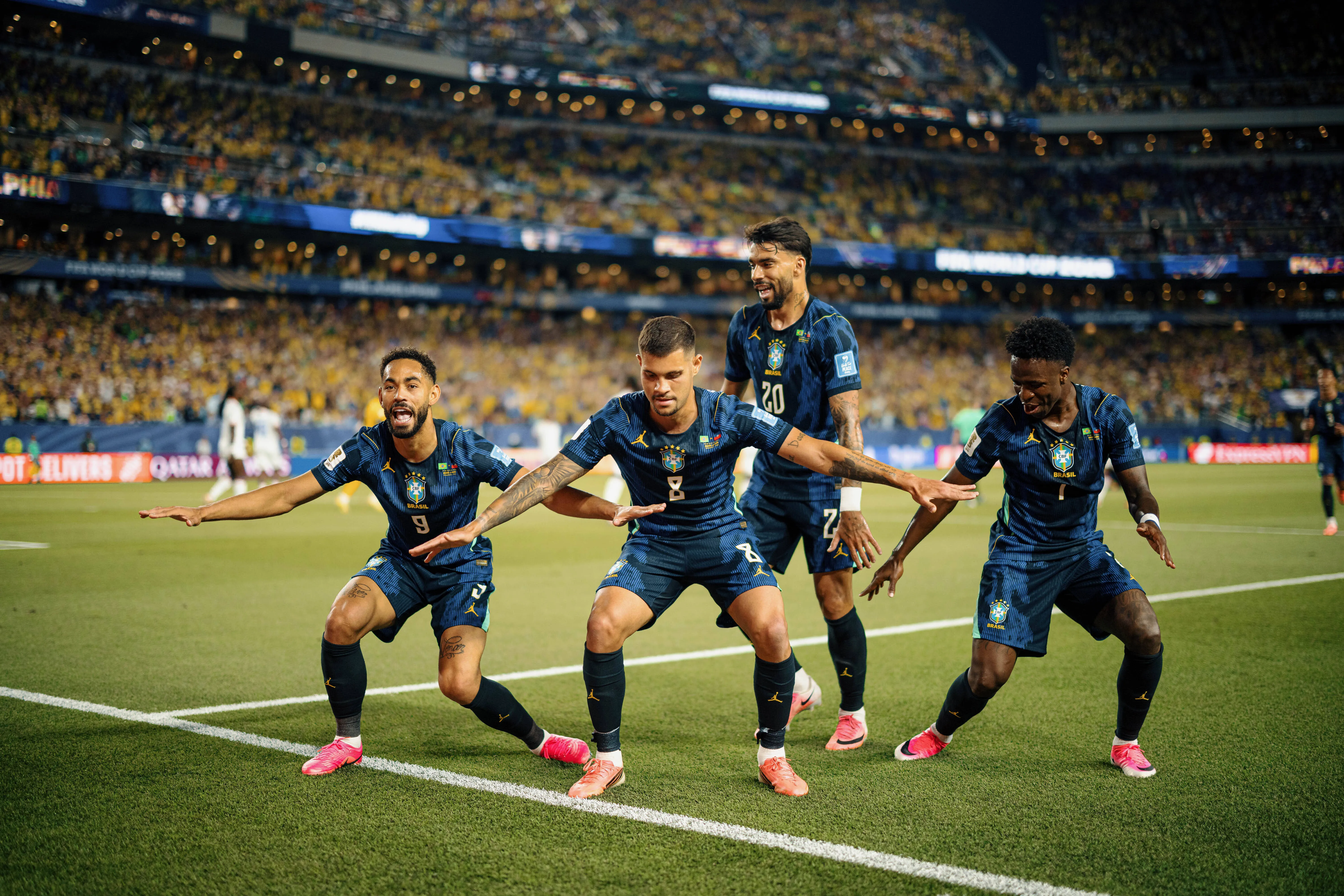 Entrada de Matheus Cunha tornou meio-campo do Brasil – que foi péssimo contra Marrocos – eficiente em 2º jogo na Copa – Foto: IMAGO / Fotoarena