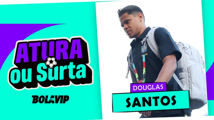 Douglas Santos em ação no duelo contra o Haiti