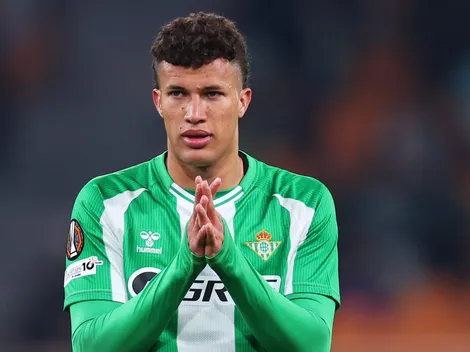 Vasco avança negociação para contratar Nelson Deossa, do Betis