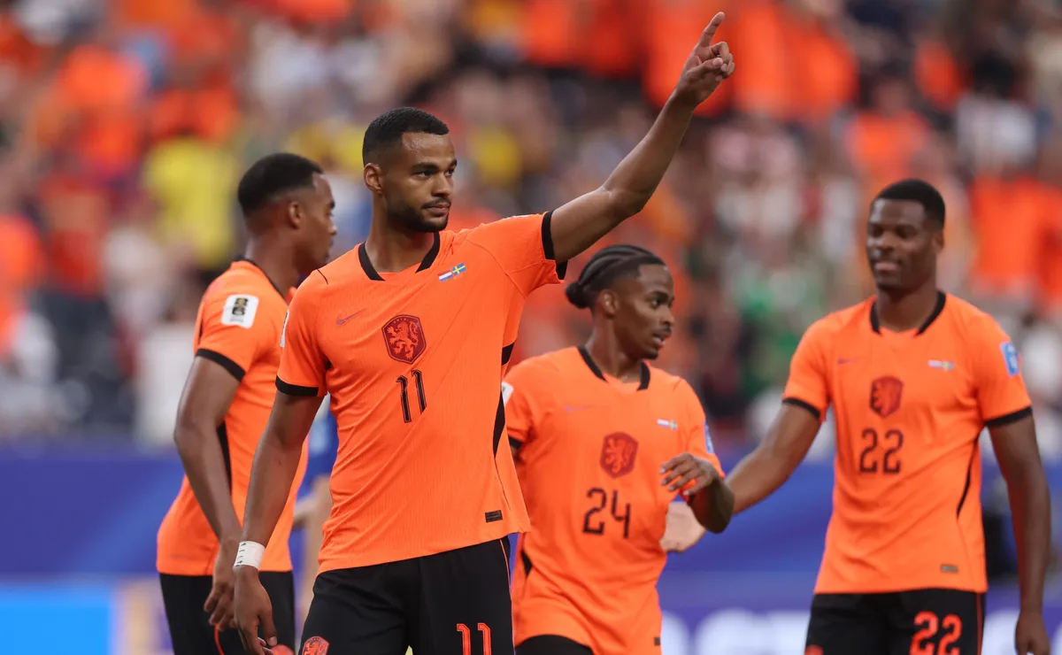Gakpo brilha e Holanda goleia a Suécia com autoridade pela Copa do Mundo 2026