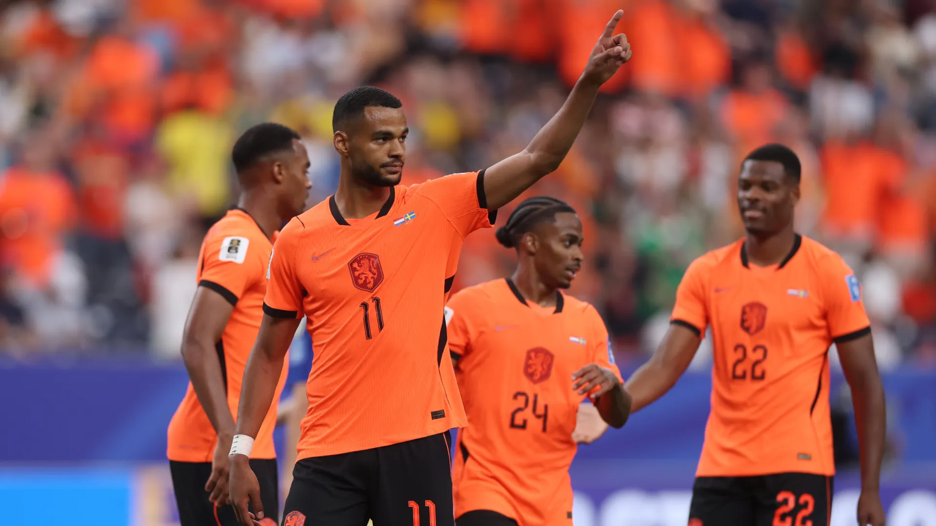 Gakpo foi o principal nome da Holanda contra a Suécia – Foto: Lars Baron/Getty Images