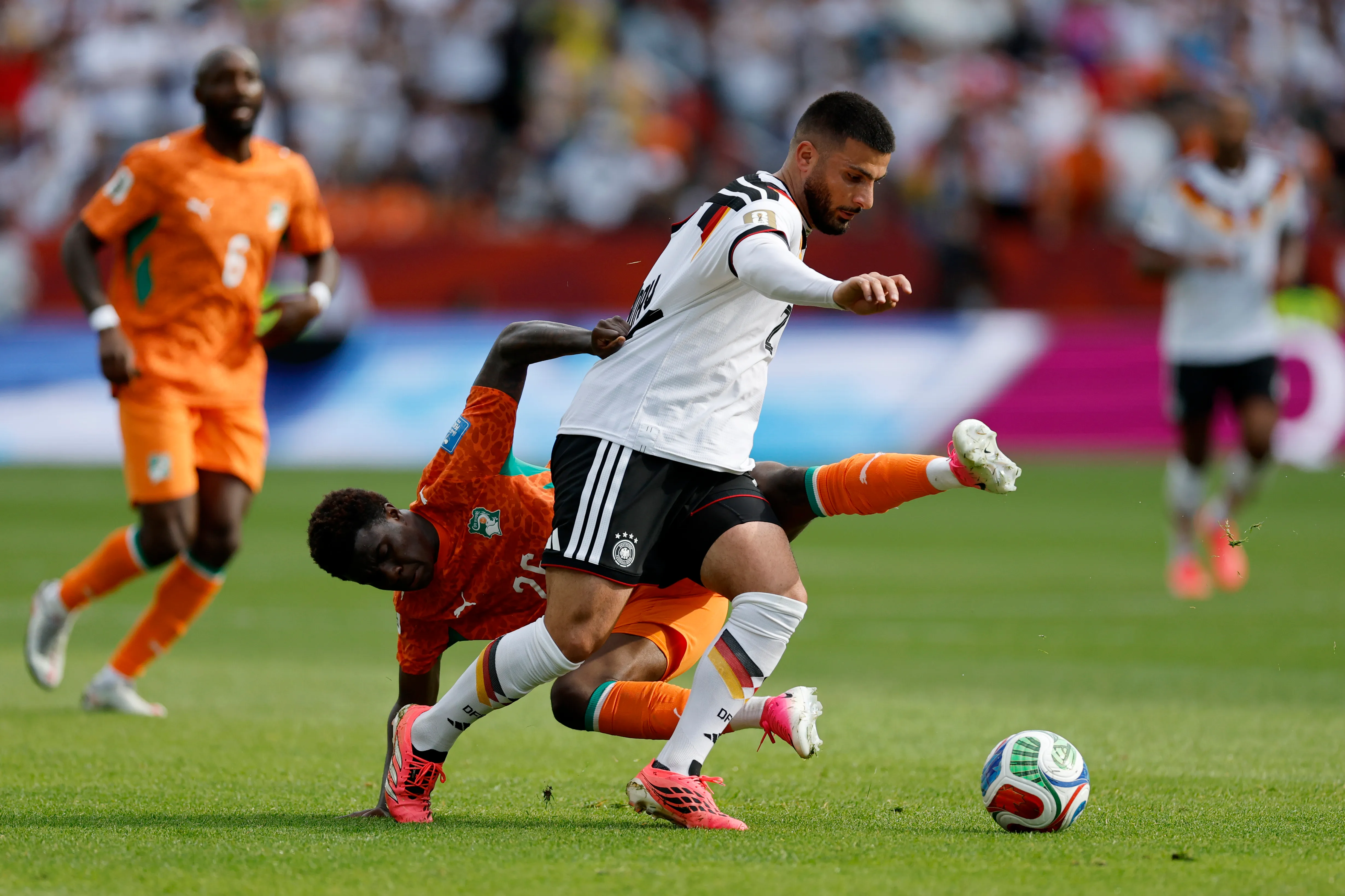 TORONTO, ONTARIO – JUNE 20: Deniz Undav #26 of Germany controls the ball against Christ Inao Oulai #26 of Cote d’Ivoire during the FIFA World Cup 2026 Group E match between Germany and Cote D’Ivoire at Toronto Stadium on June 20, 2026 in Toronto, Ontario. (Photo by Michael Reaves/Getty Images)